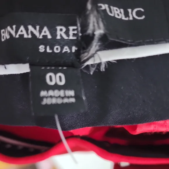 Banana Republic Bold Red Apparel - Picture 5 of 6